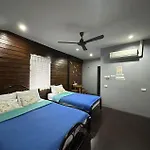 K Guesthouse Adults Only